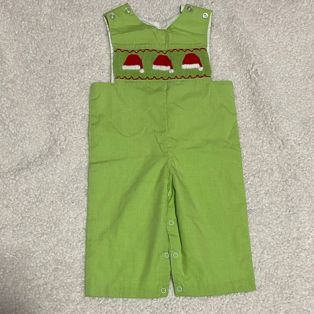 SMOCKED AUCTIONS boys size 6mo Christmas santa hats smocked  romper